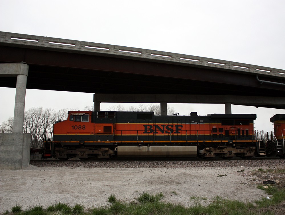 BNSF 1088